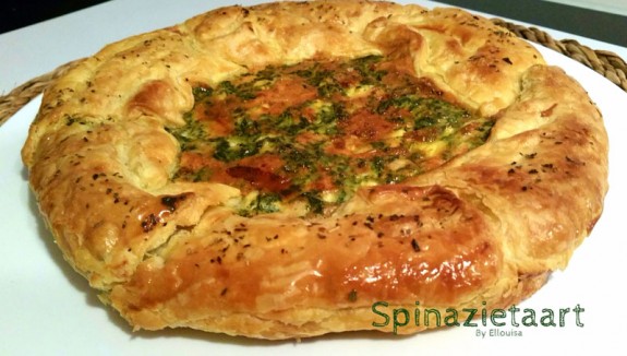 Spinazietaart met kip en Turkse kaas